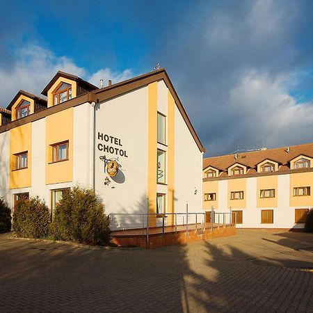 Hotel Chotol Horoměřice Eksteriør billede